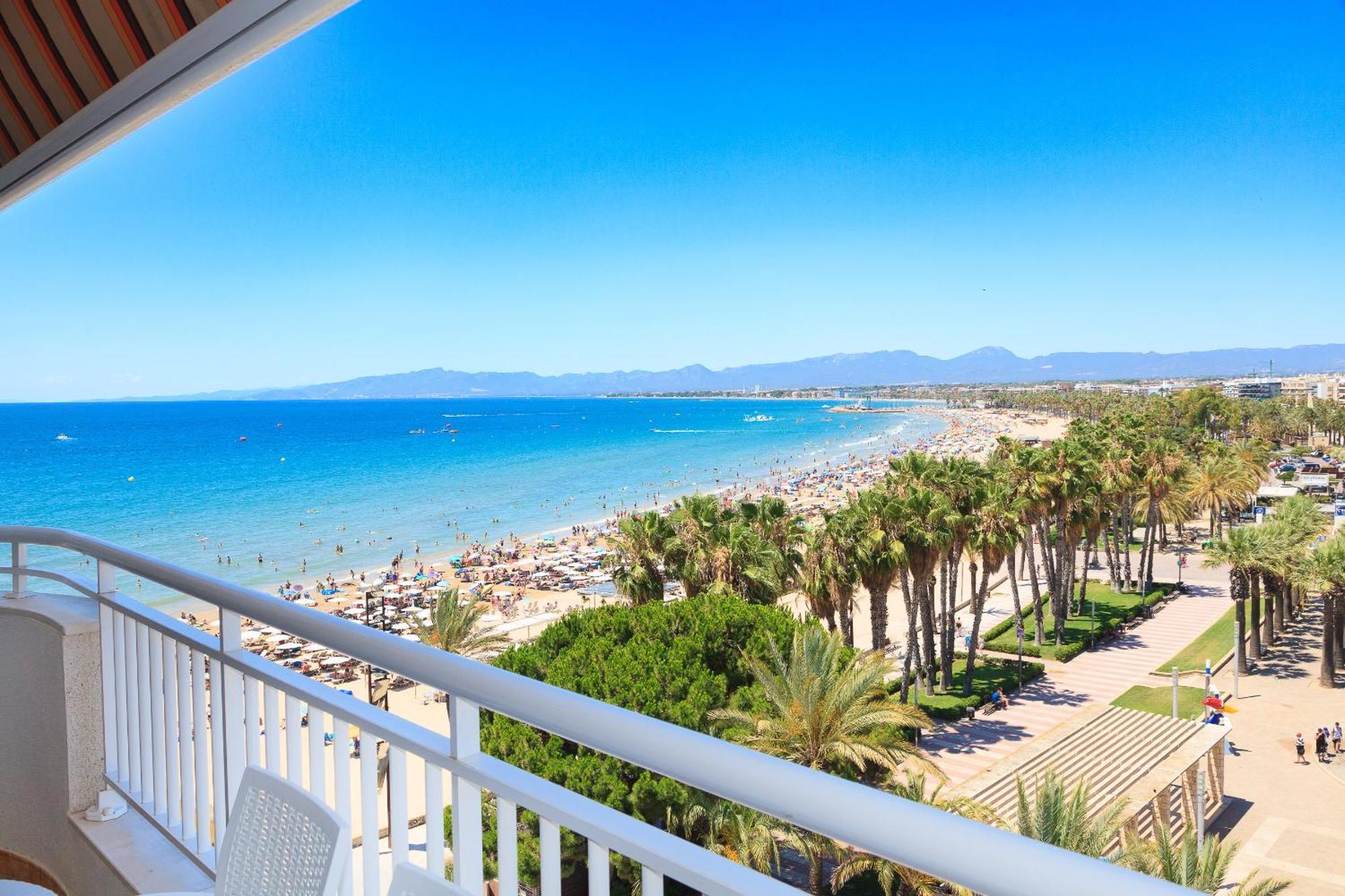 Uhc Santillana Family Complex Salou Room photo
